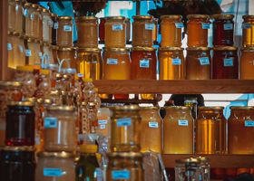 Hillcrest Honey Tasting