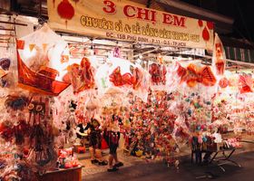 Lantern Makers Yard